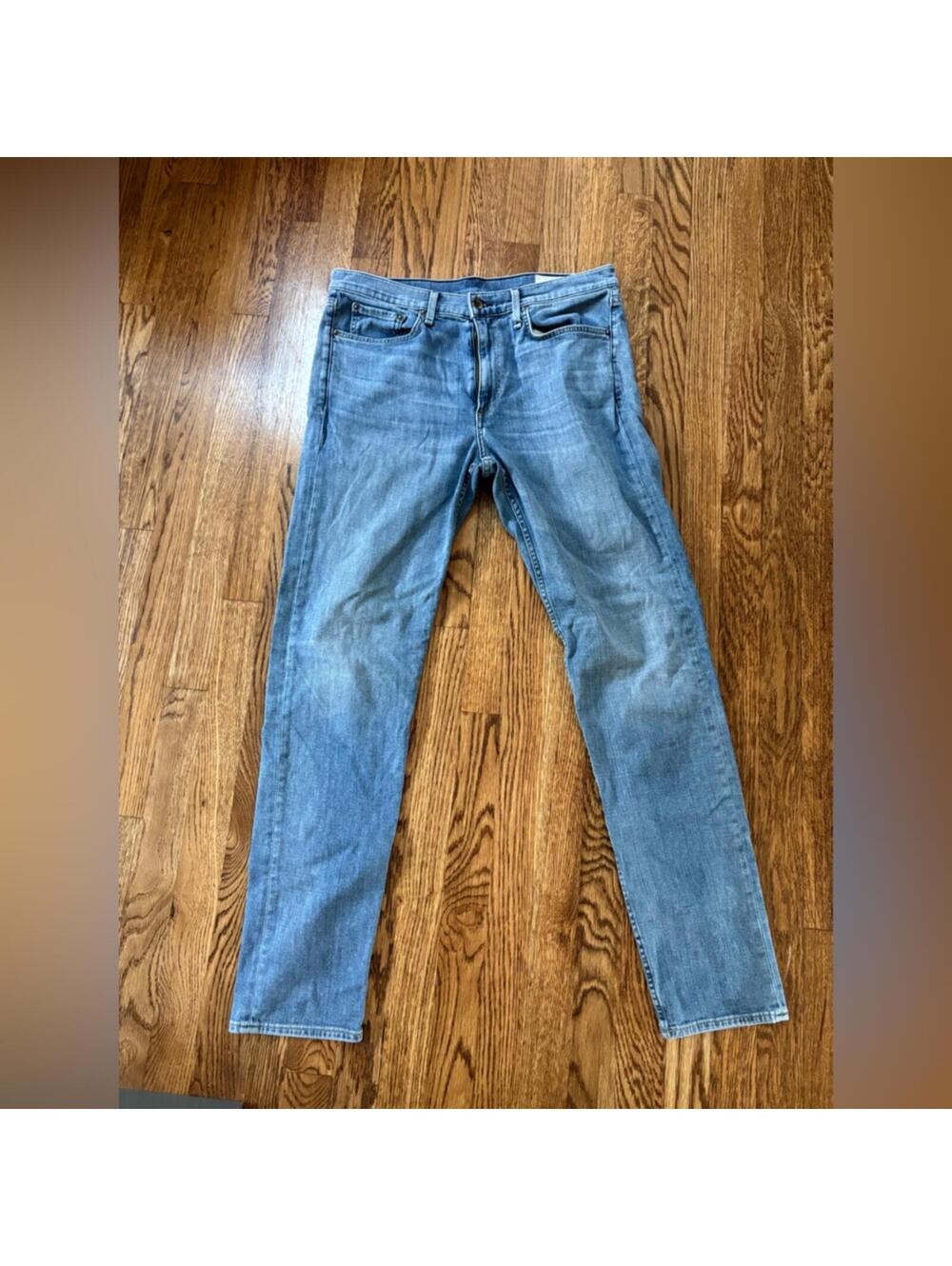 rag & bone Men’s Fit 2 Light Blue Straight Jeans - size 34x32